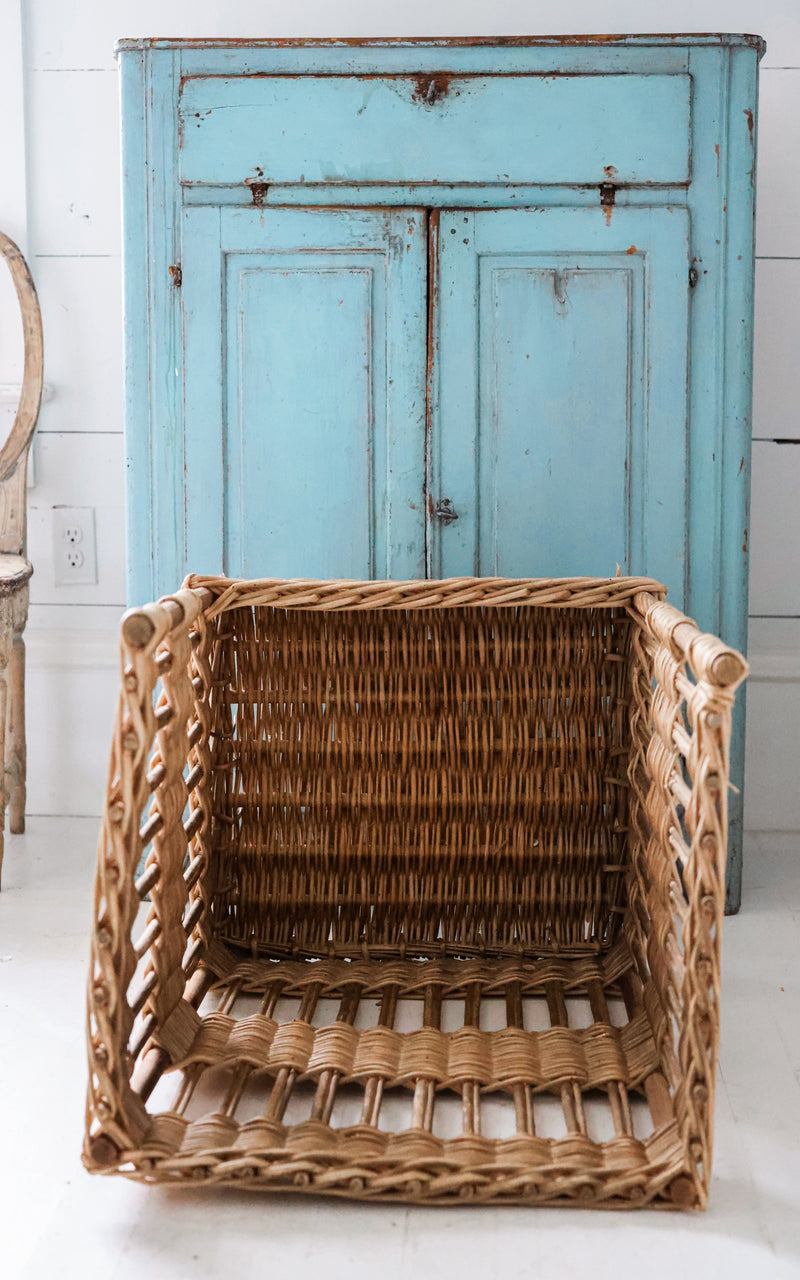 Large Vintage French Boulangerie Basket