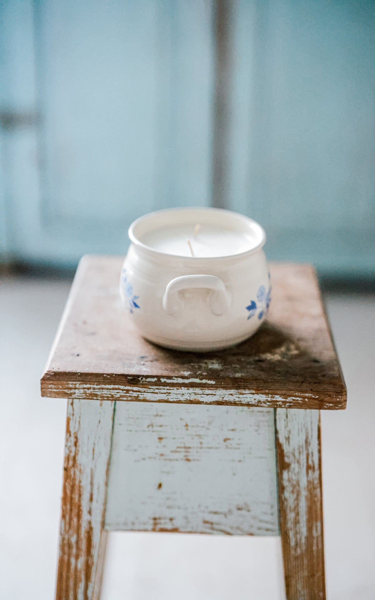 Vintage Swedish Crock Lavender Essential Oil Candle