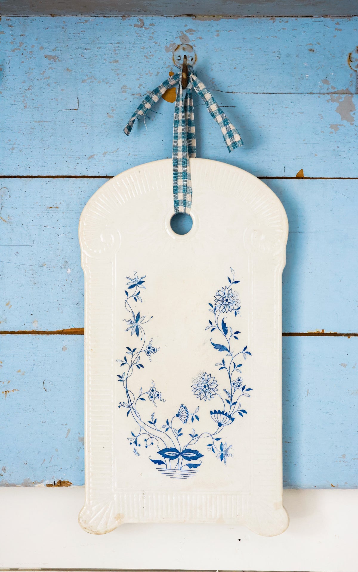 One Large Vintage Swedish Onion Board