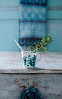 Petite vintage French Cup