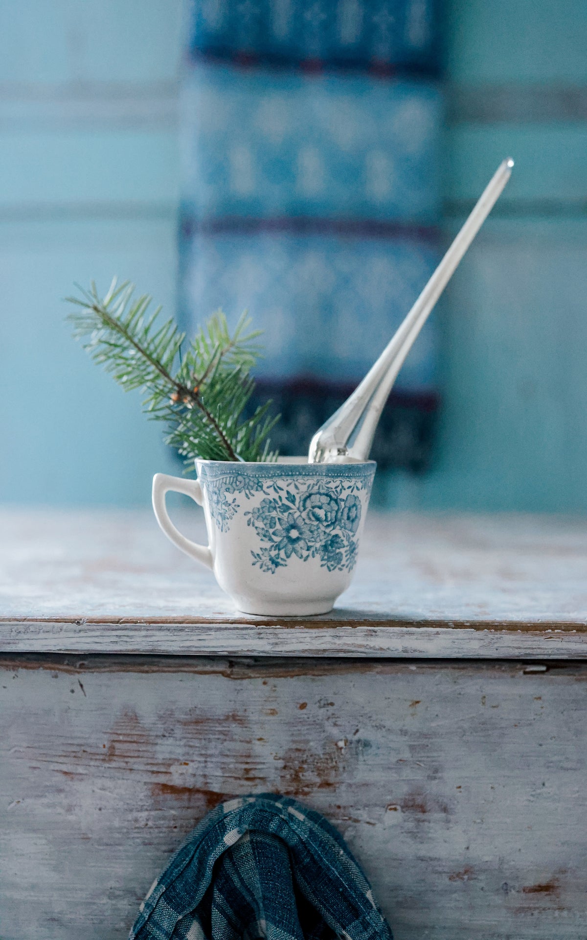 Petite Vintage French Cup