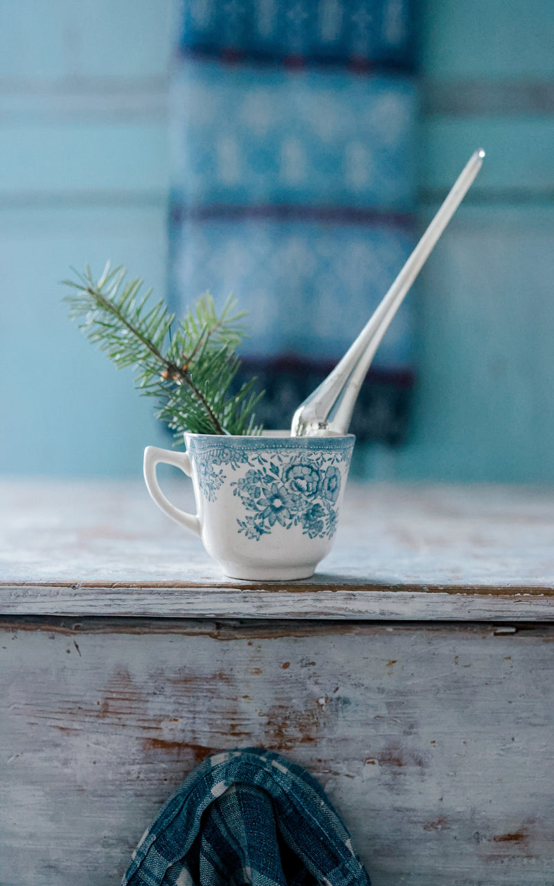 Petite Vintage French Cup