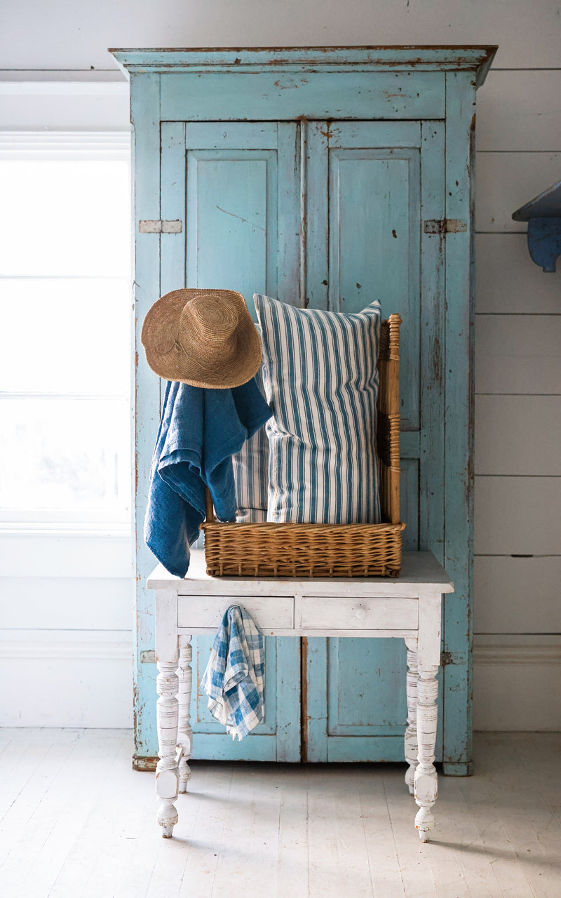 Vintage French Boulangerie Basket