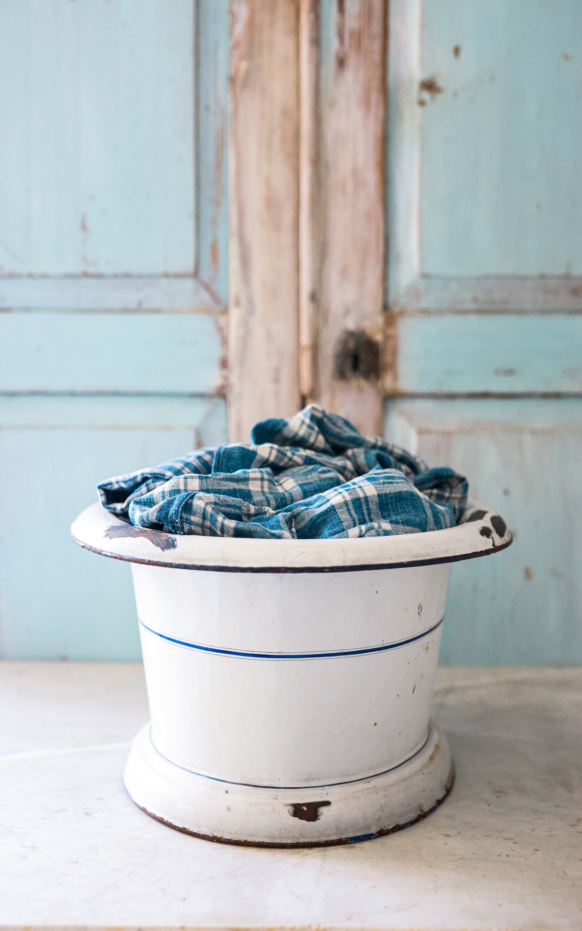 Vintage French Enamelware Tub