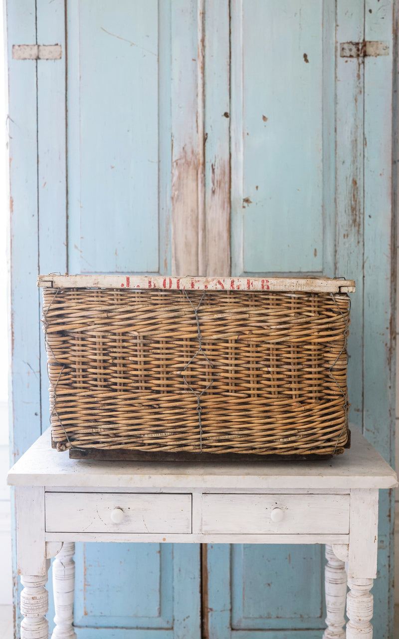 Vintage French Boulangerie Basket ~B