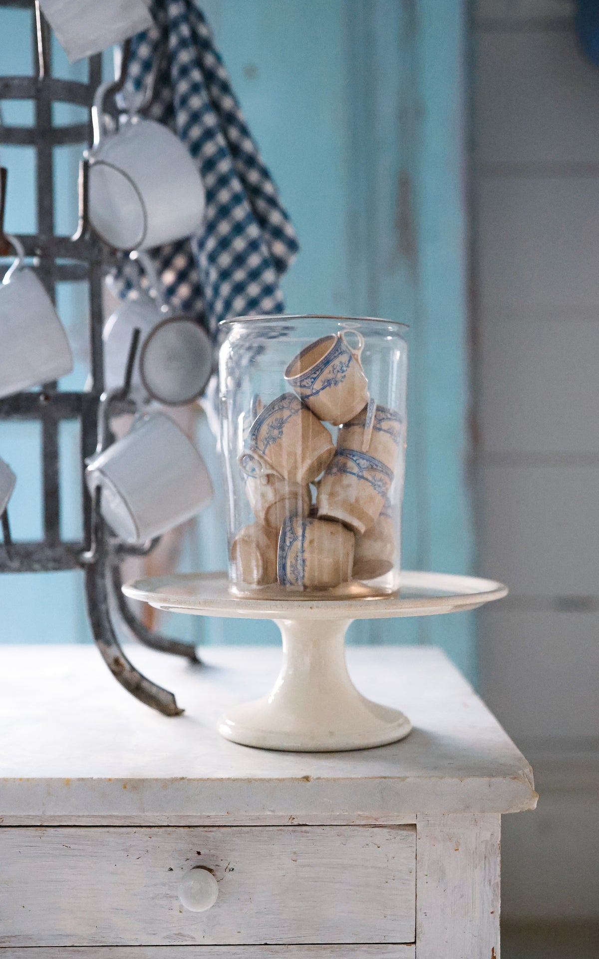 Vintage Dutch Cake Stand