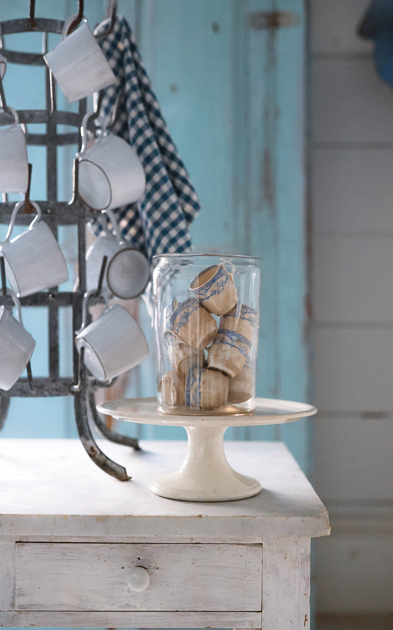 Vintage Dutch Cake Stand