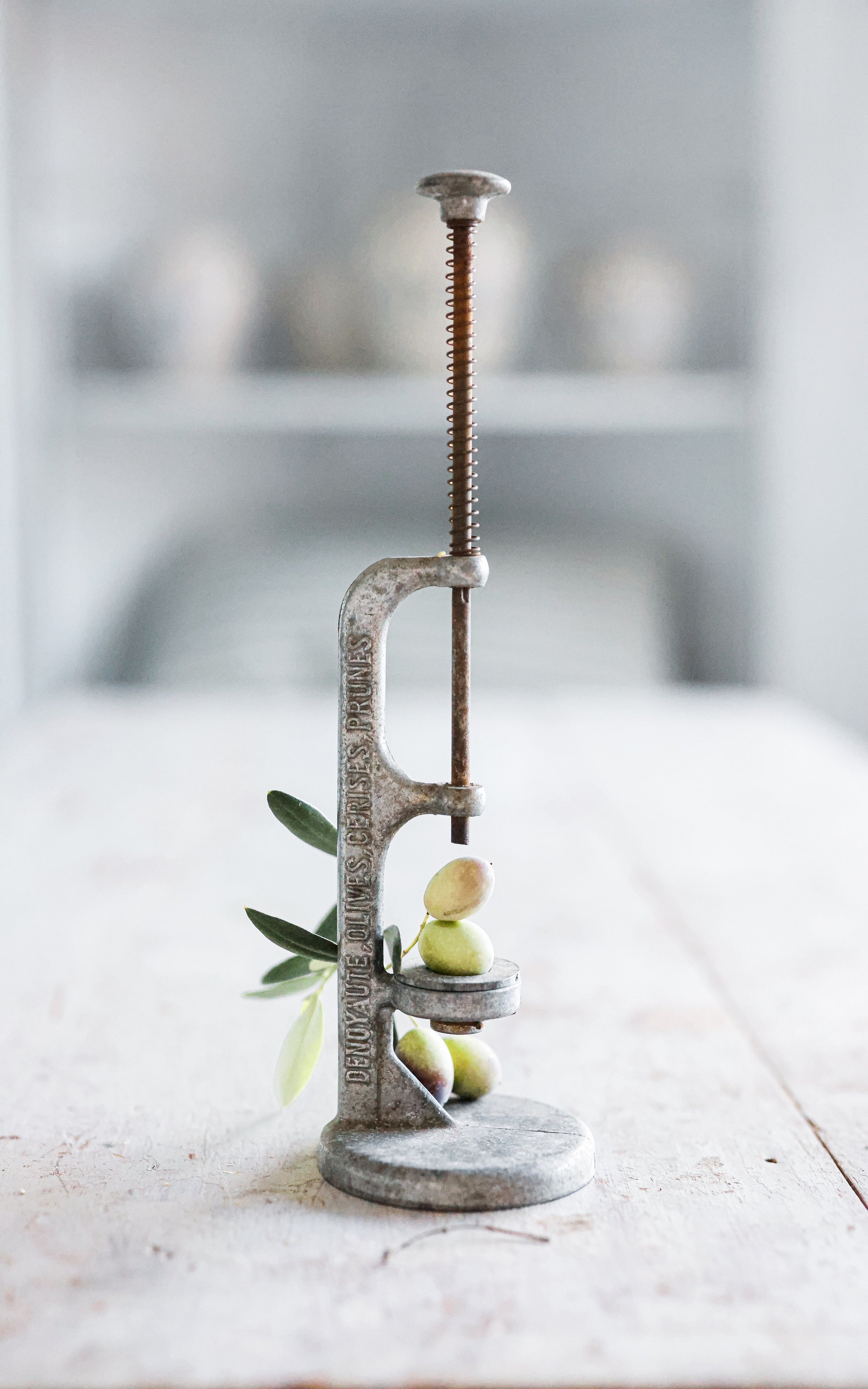 Vintage French Pitter