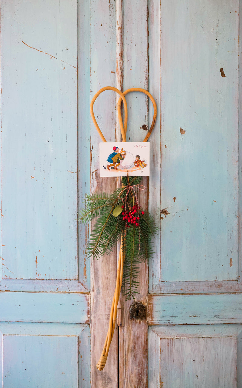 Vintage French Laundry Paddle & Post Card ~E