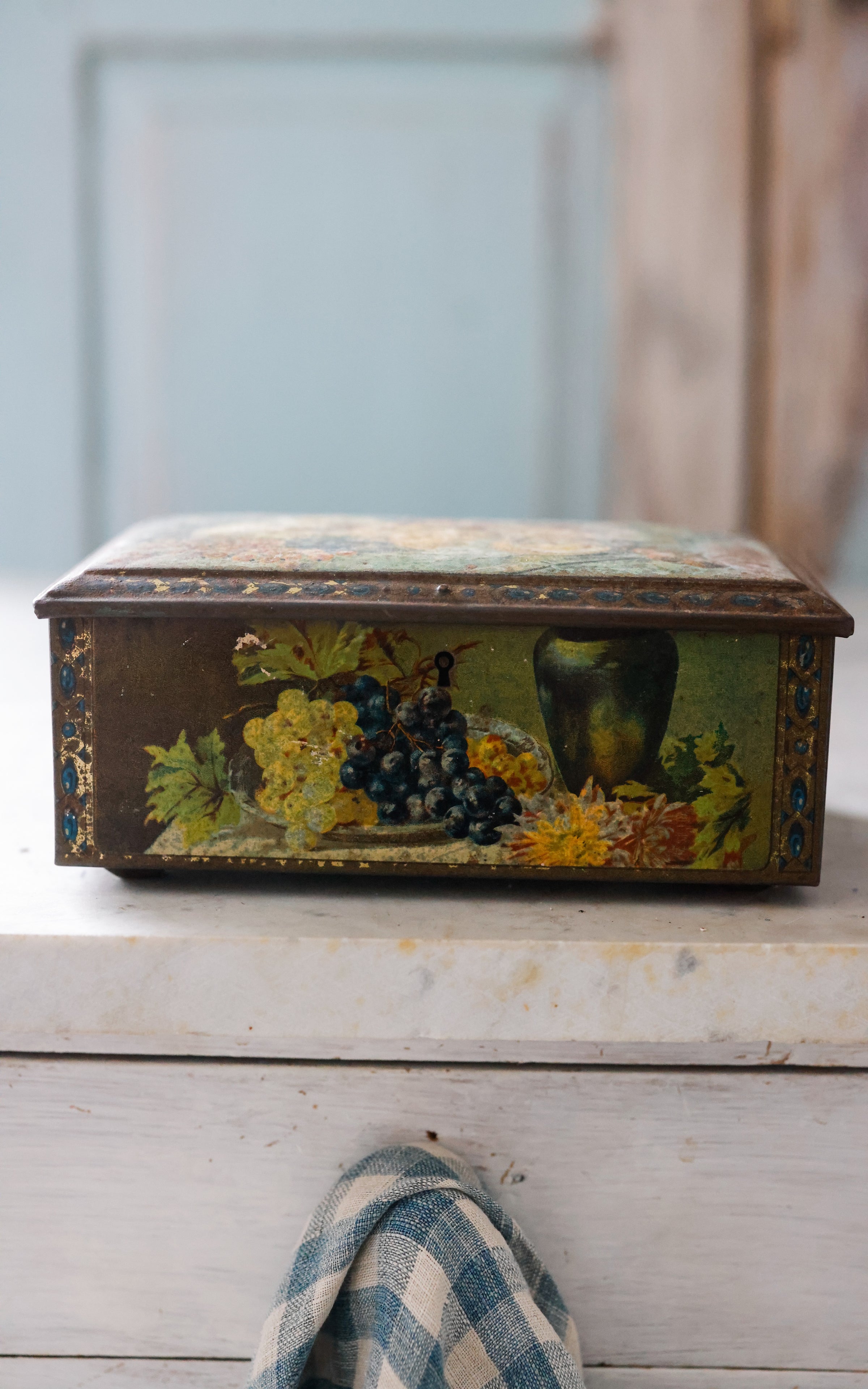 Vintage French Tin