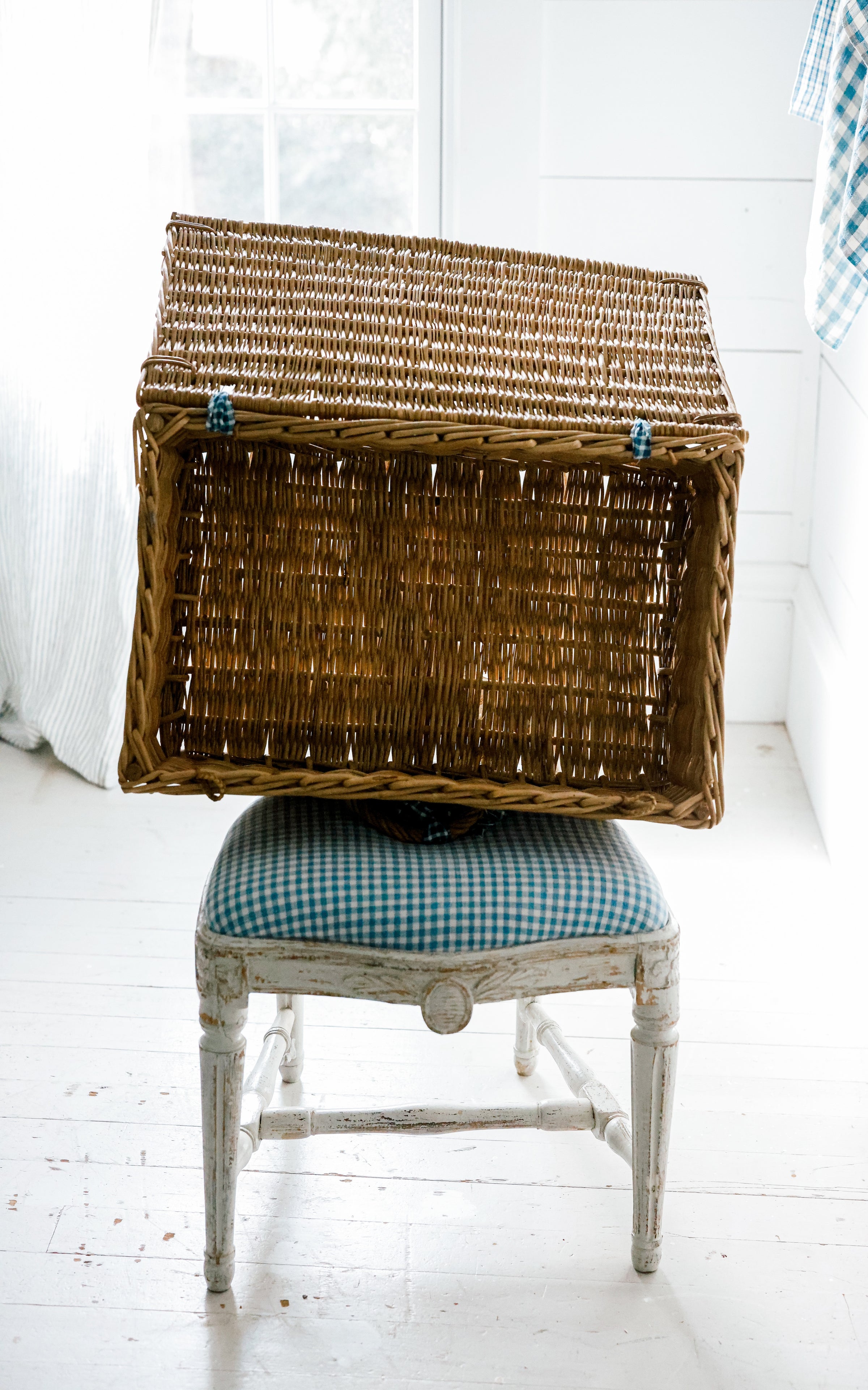 Vintage French Boulangerie Basket